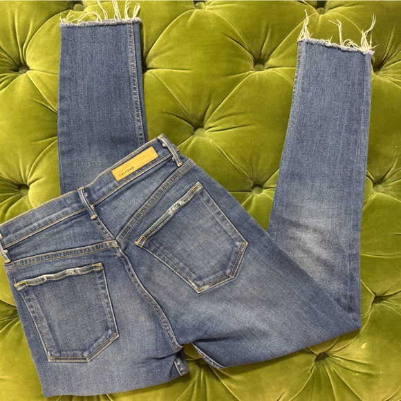 Women's Blue Jeans - Picture 2 of 3